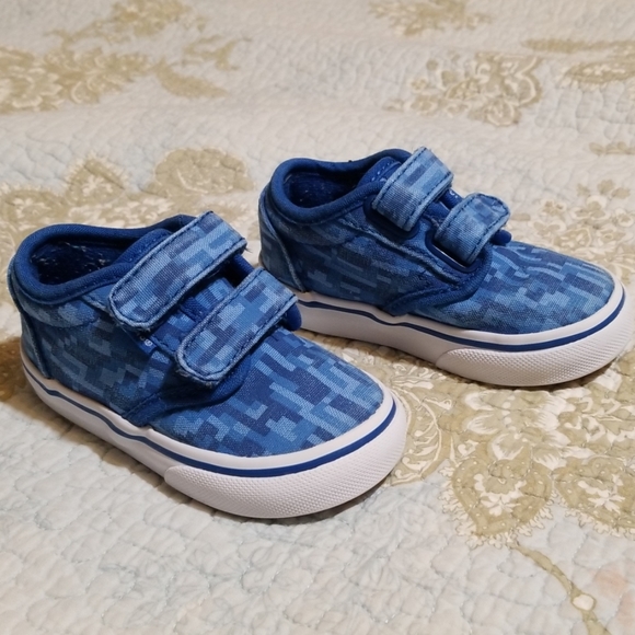 vans blue velcro
